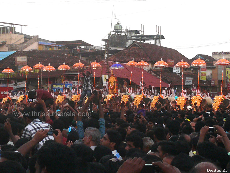 kudamattam-paramekkavu-30